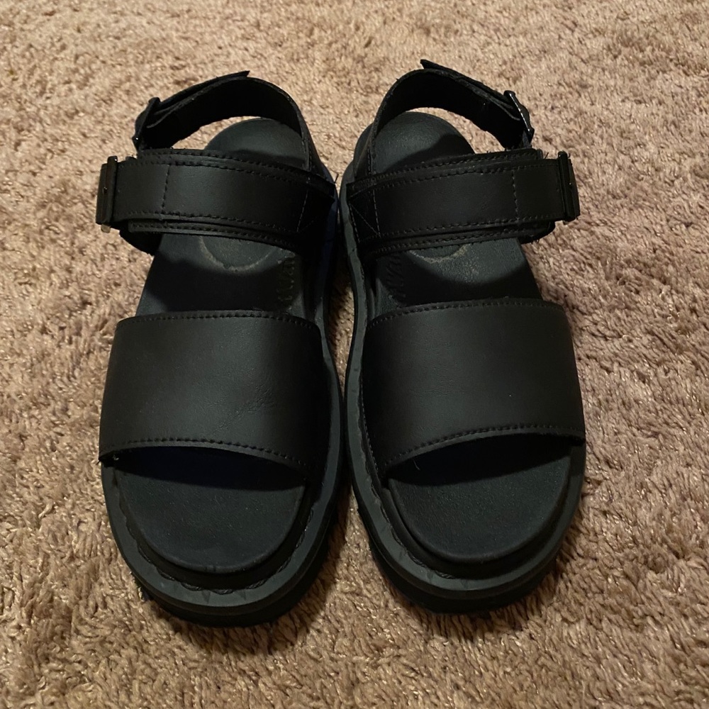 Dr. Marten’s Voss Sandals